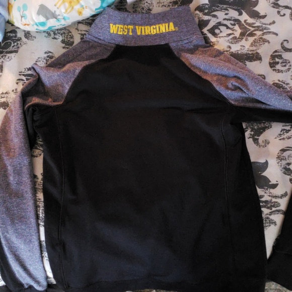 PINK long sleeve shirt - Picture 4 of 4